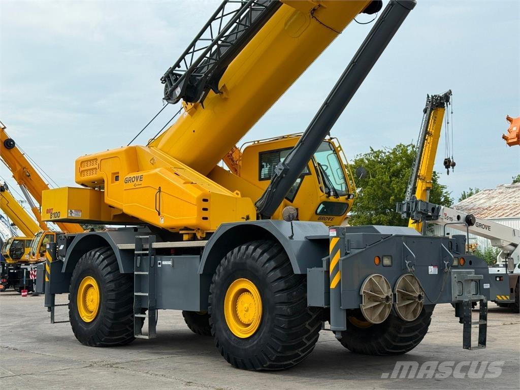 Grove GRT8100 رافعات الطرق الوعرة