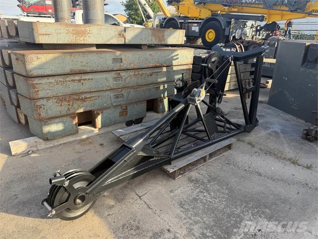 Liebherr  أذرع الغطاس