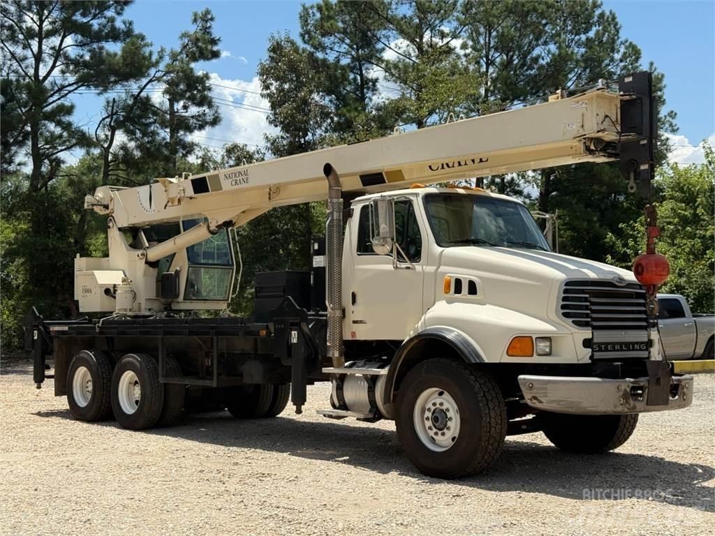 National 13110A شاحنات الرافعات