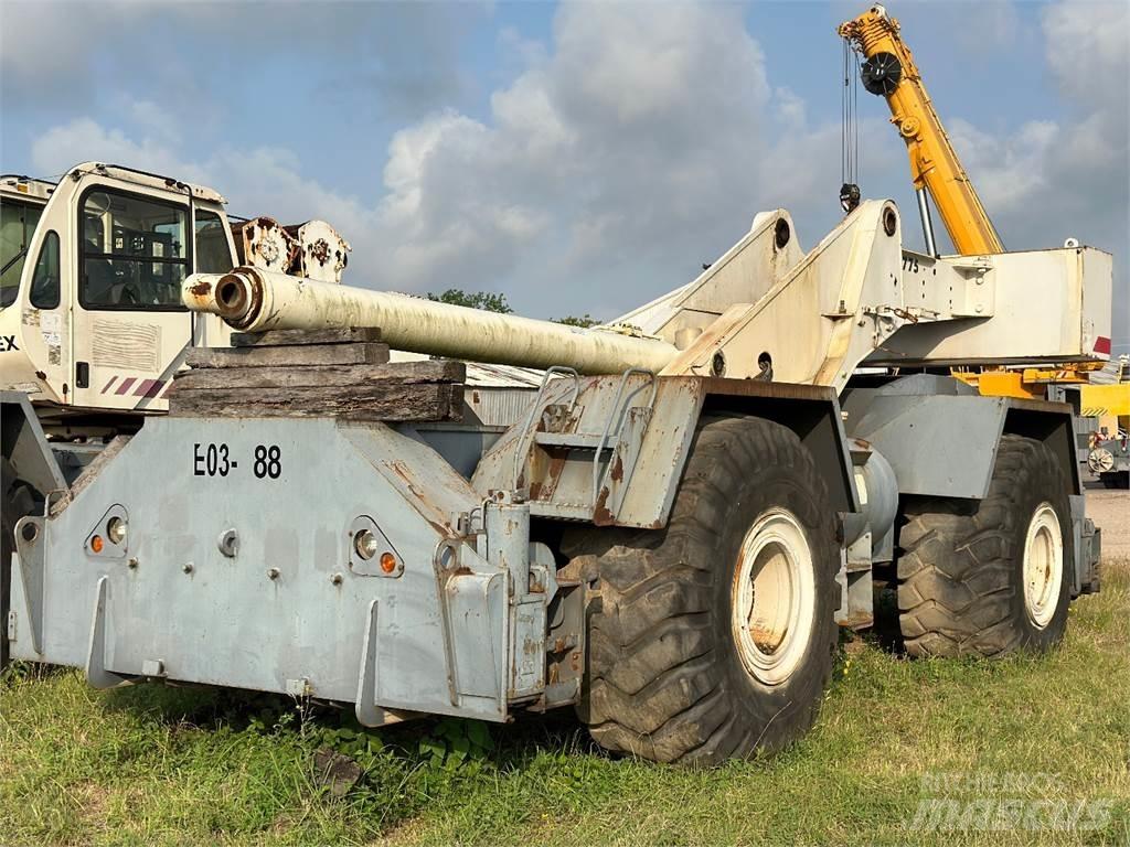 Terex RT 775 رافعات الطرق الوعرة