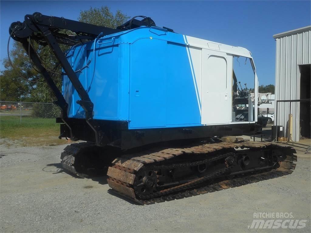 American 5299 رافعات مجنزرة