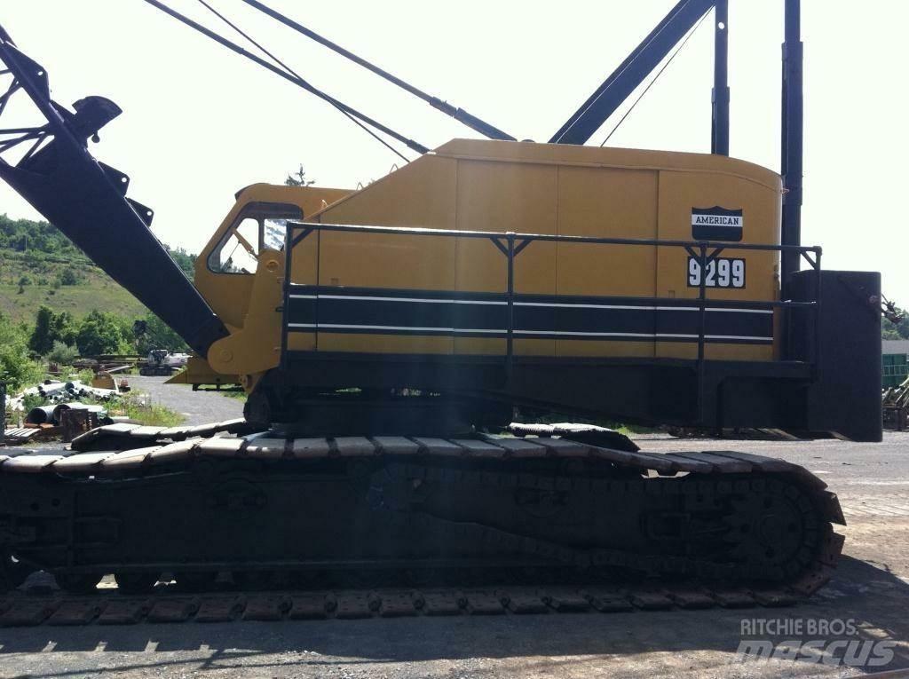 American 9299 رافعات مجنزرة