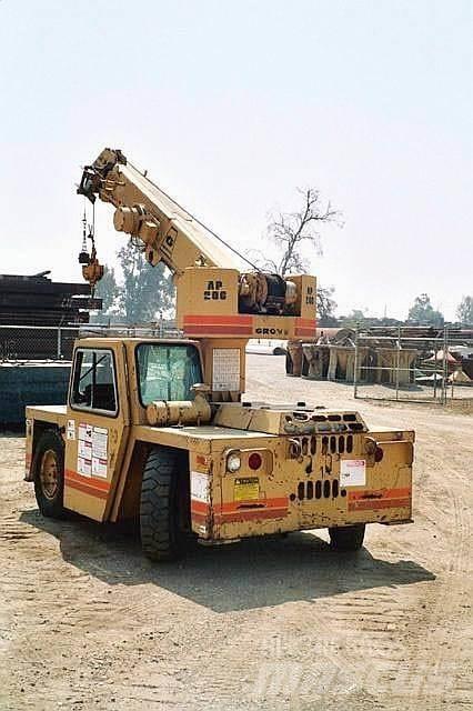 Grove AP206 رافعات الطرق الوعرة