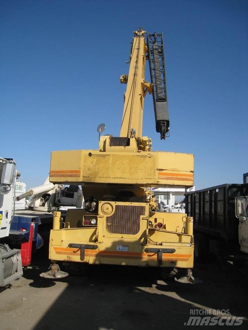 Grove RT635C رافعات الطرق الوعرة