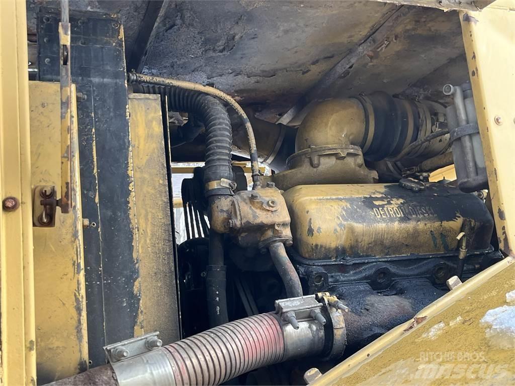 Grove RT65S رافعات الطرق الوعرة