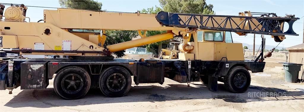 Grove TMS145A/250A رافعات صالحة لكل أنواع الطرق