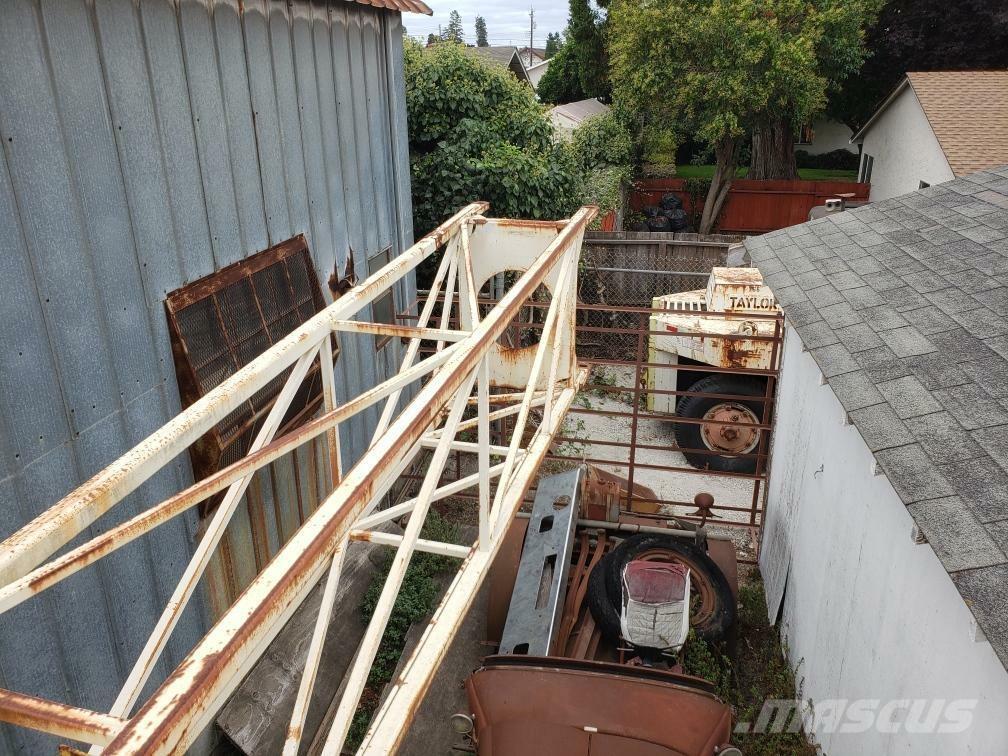 Lorain  أذرع الغطاس