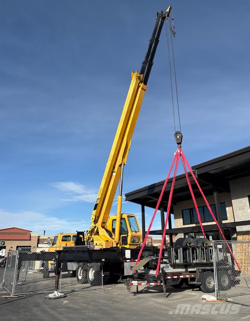 National 1400H شاحنات الرافعات