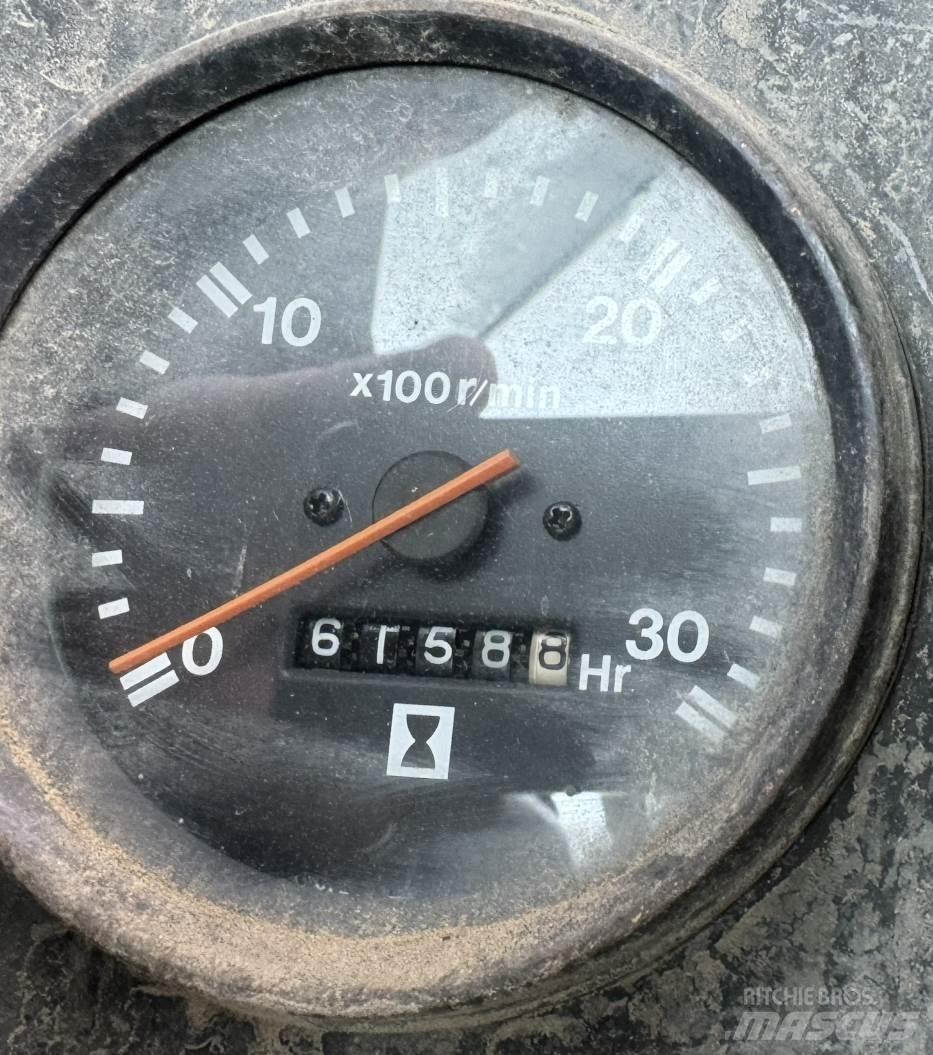 Sumitomo LS-118RH رافعات مجنزرة