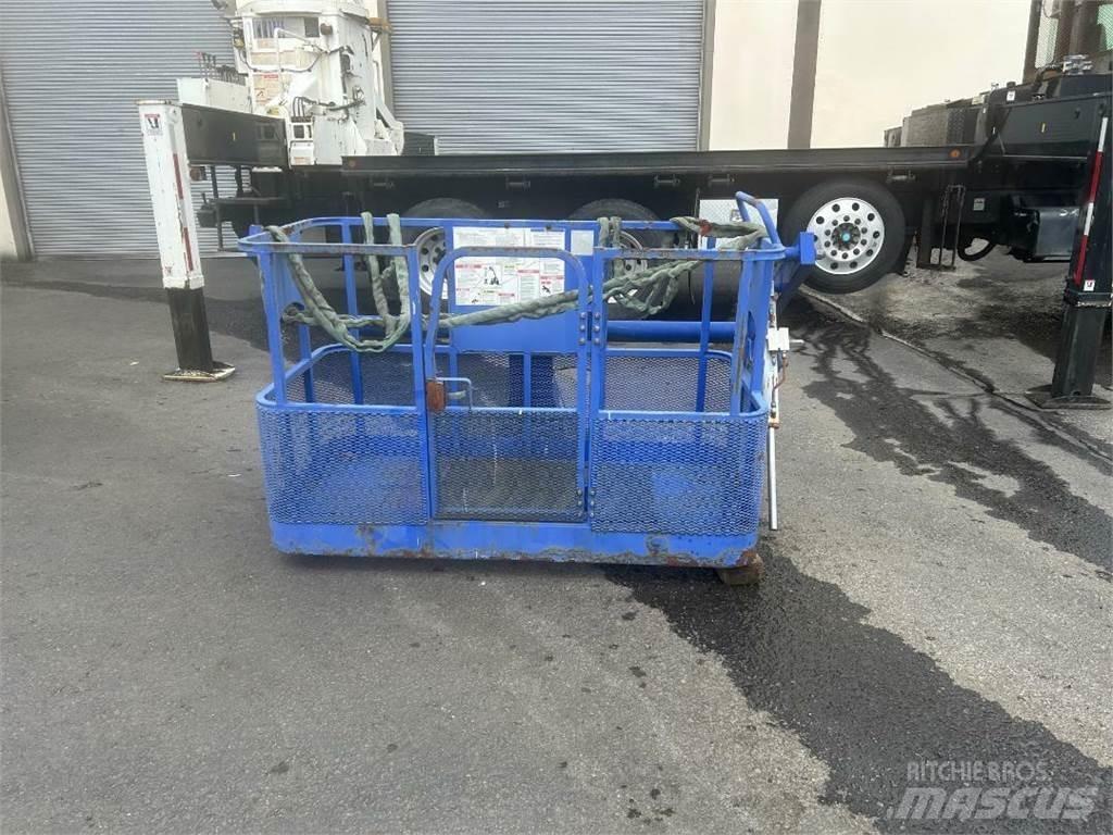 Tadano TM-20110 شاحنات الرافعات