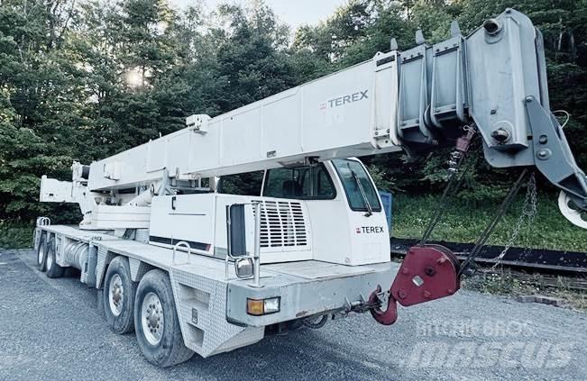 Terex T 560 رافعات صالحة لكل أنواع الطرق