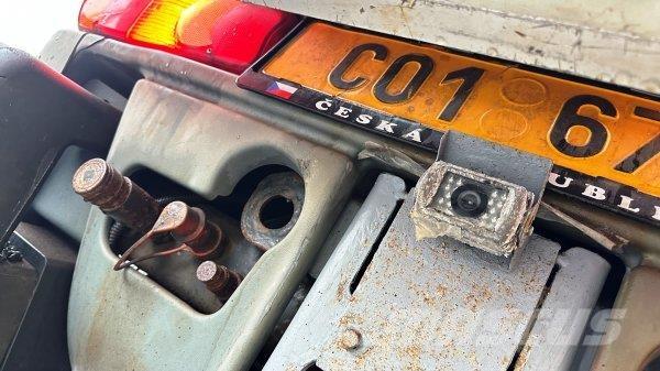 Ausa B 200H معدات نشر الرمال والملح