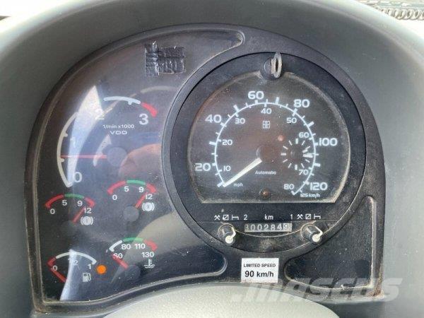 Avia D90 (4x2, Cummins) شاحنات الرافعات الخطافية