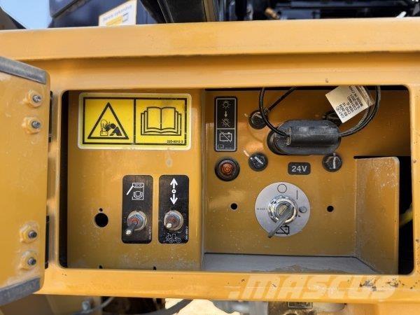 CAT 962 M +Topcon لوادر بعجل