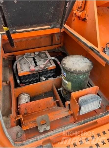 Doosan DX 255 LC حفارات زحافة