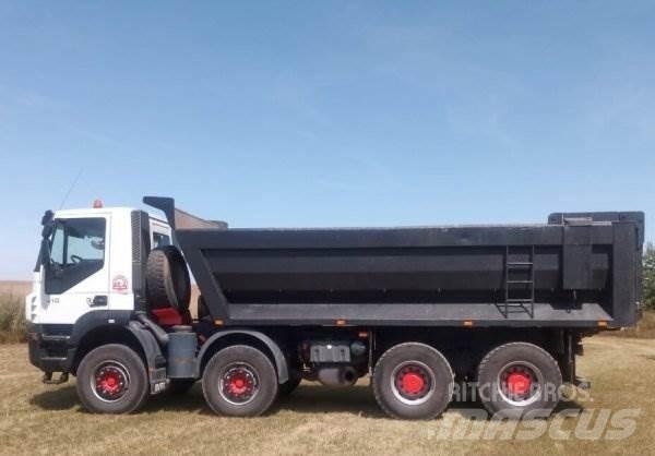 Iveco Trakker 410 شاحنات قلابة