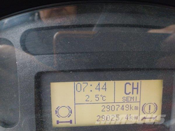 Iveco Trakker 450 شاحنات قلابة