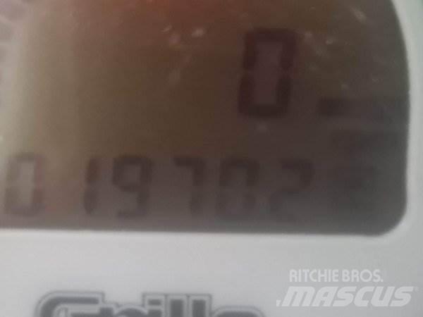  _JINÉ GRILLO FD 13.09 ركوب الحشائش
