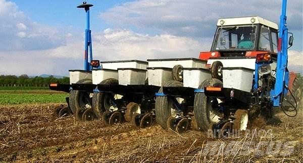  _JINÉ USA) Kinze - 3000 الجرارات
