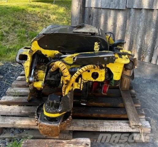 John Deere H 412 قاطعات وجامعات الأشجار