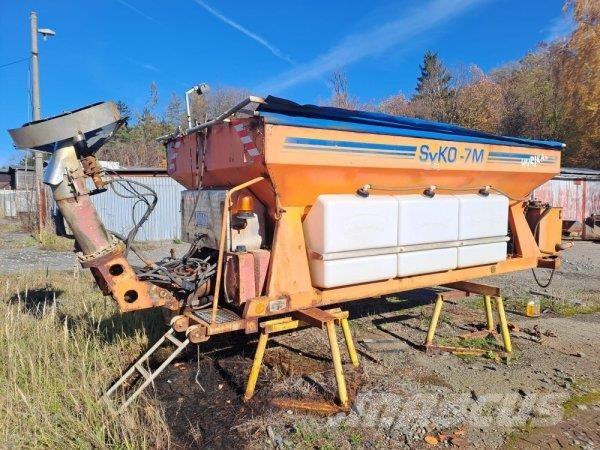  Kobit SYKO 8H معدات نشر الرمال والملح