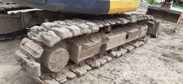 Komatsu PC 138 US-8 حفارات زحافة