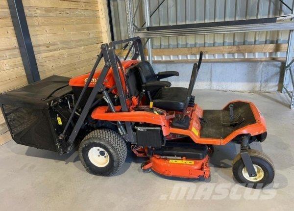 Kubota GZD15-II ركوب الحشائش
