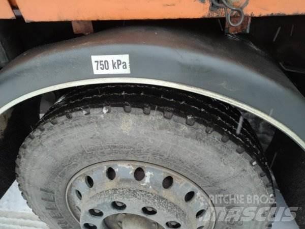 Liaz NVN 110.830 شاحنات ذات صهاريج