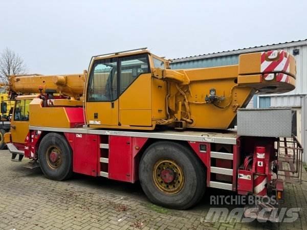 Liebherr 1030-2.1 شاحنات الرافعات