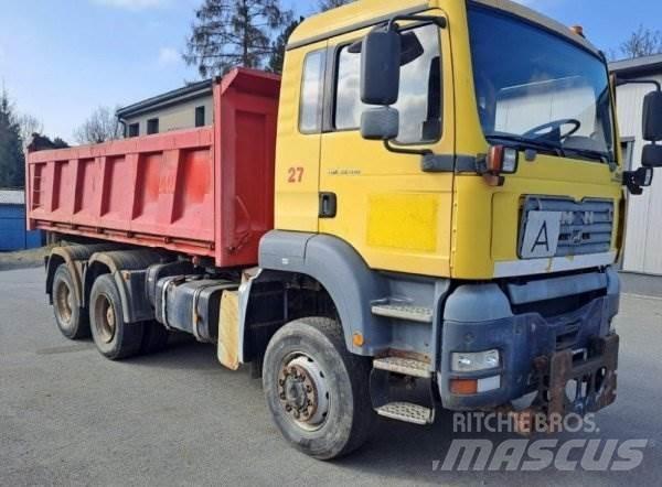 MAN TGA 33.413 FDAK شاحنات قلابة