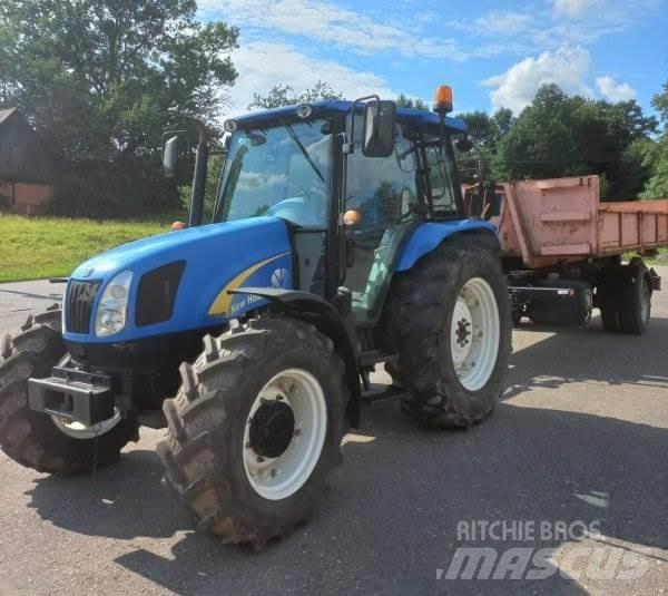New Holland T5040 مقطورات قلابة