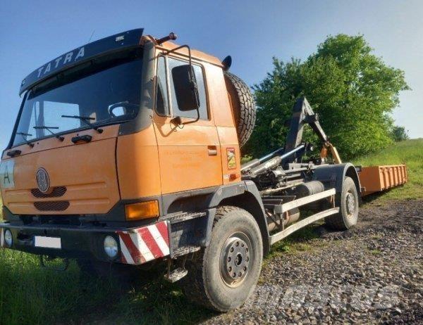Tatra 815 شاحنات الرافعات الخطافية