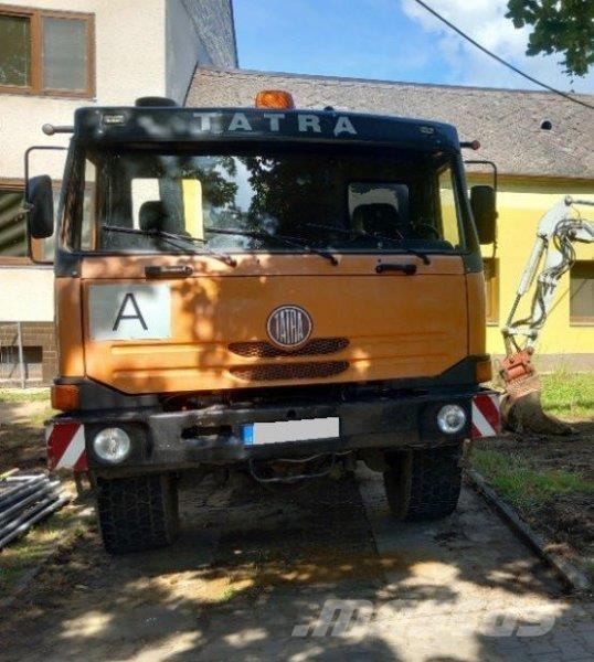 Tatra 815 شاحنات الرافعات الخطافية
