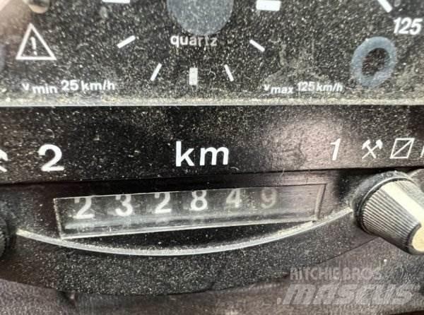 Tatra 815 AD20 T شاحنات الرافعات
