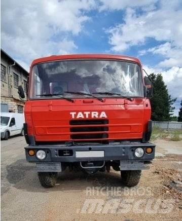 Tatra T815 شاحنات قلابة