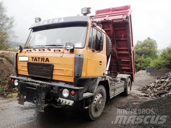 Tatra T815 (8V motor) شاحنات قلابة