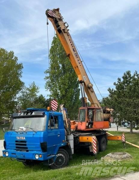 Tatra T815 +(ČKD) AD 20 شاحنات الرافعات
