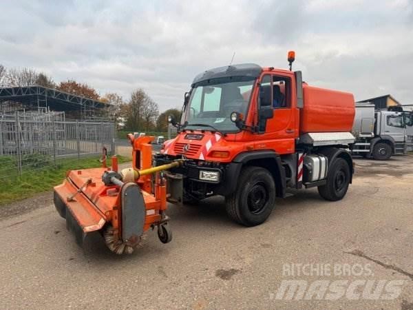Unimog U 400 شاحنات ذات صهاريج