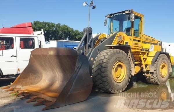 Volvo BM L 150 لوادر بعجل