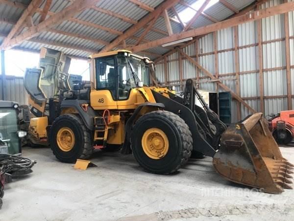 Volvo L 110 H لوادر بعجل