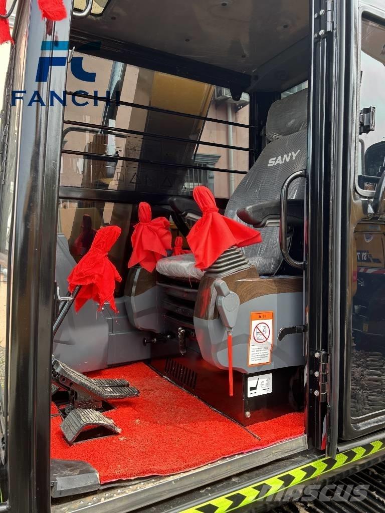 Sany SY95C حفارات زحافة