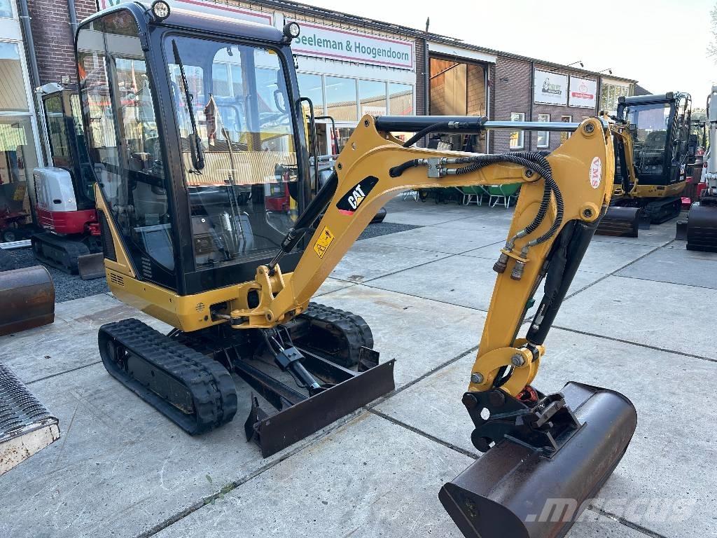 CAT 301.4 C حفارات صغيرة أقل من 7 طن (حفارات صغيرة)