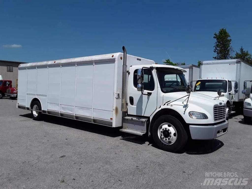 Freightliner M2 شاحنات نقل المشروبات