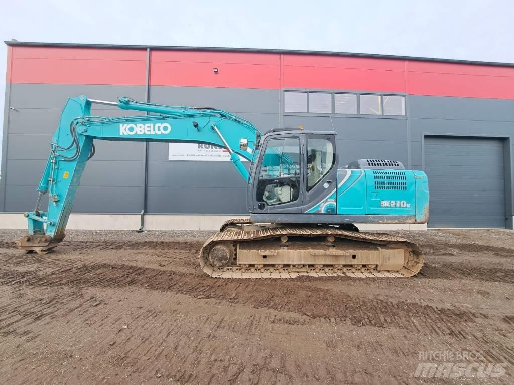 Kobelco SK 210-10 حفارات زحافة