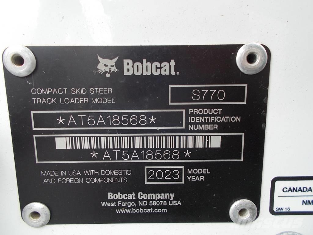 Bobcat S770 لوادر انزلاقية التوجيه