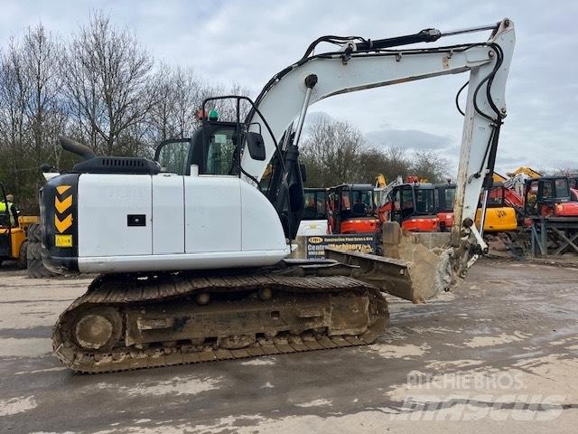 JCB JS145LCD حفارات زحافة