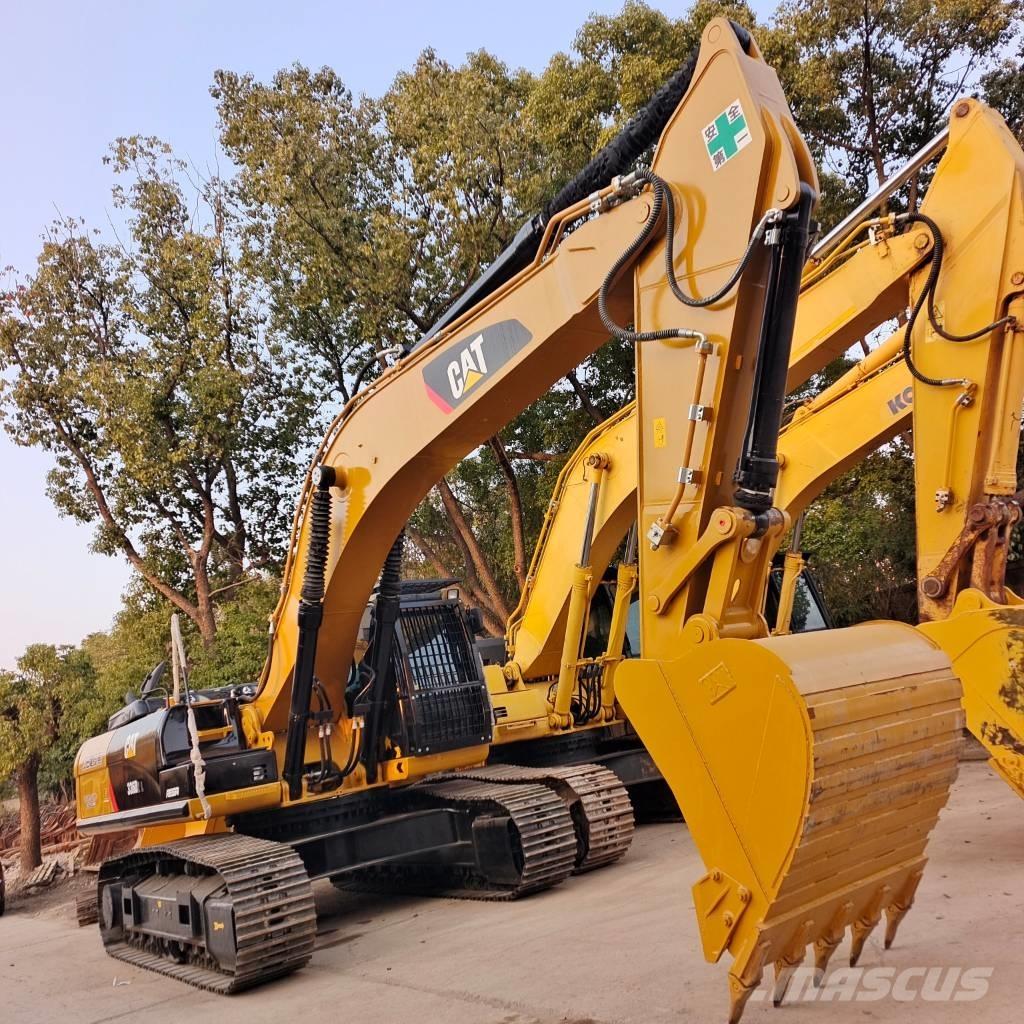 CAT 336 D2 حفارات زحافة