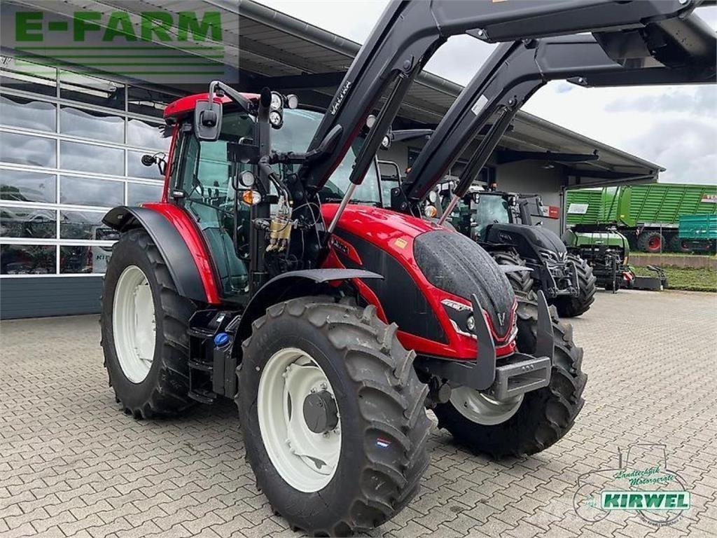 Valtra a 105 الجرارات