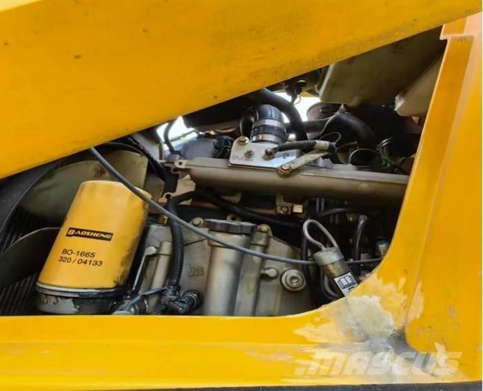 JCB 3CX لوادر ذات جرافات عكسية