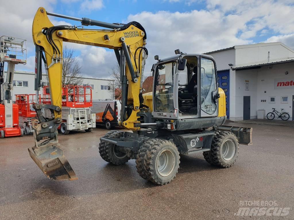Wacker Neuson EW100 حفارات بعجل